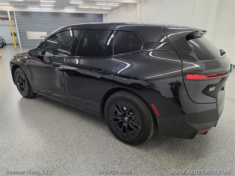Used 2024 BMW iX xDrive50 AWD/4WD image 5