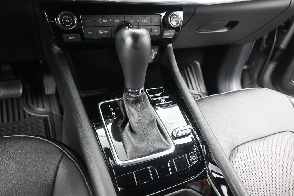 Used 2023 Jeep Compass Limited AWD/4WD image 14