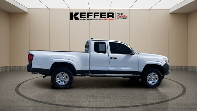 Used 2021 Toyota Tacoma SR image 6