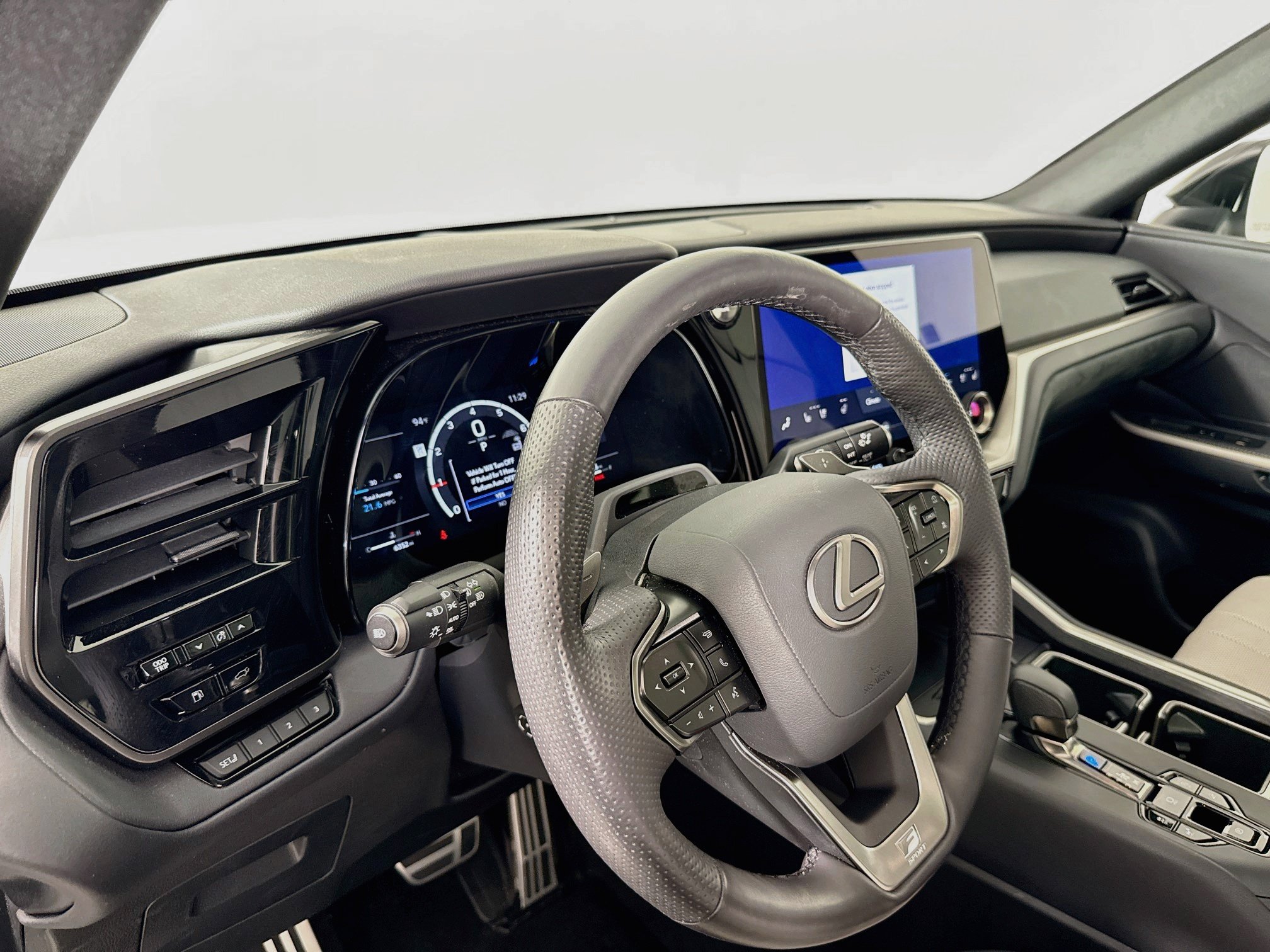 Used 2026 Lexus TX 350 AWD w/ Technology Package image 9