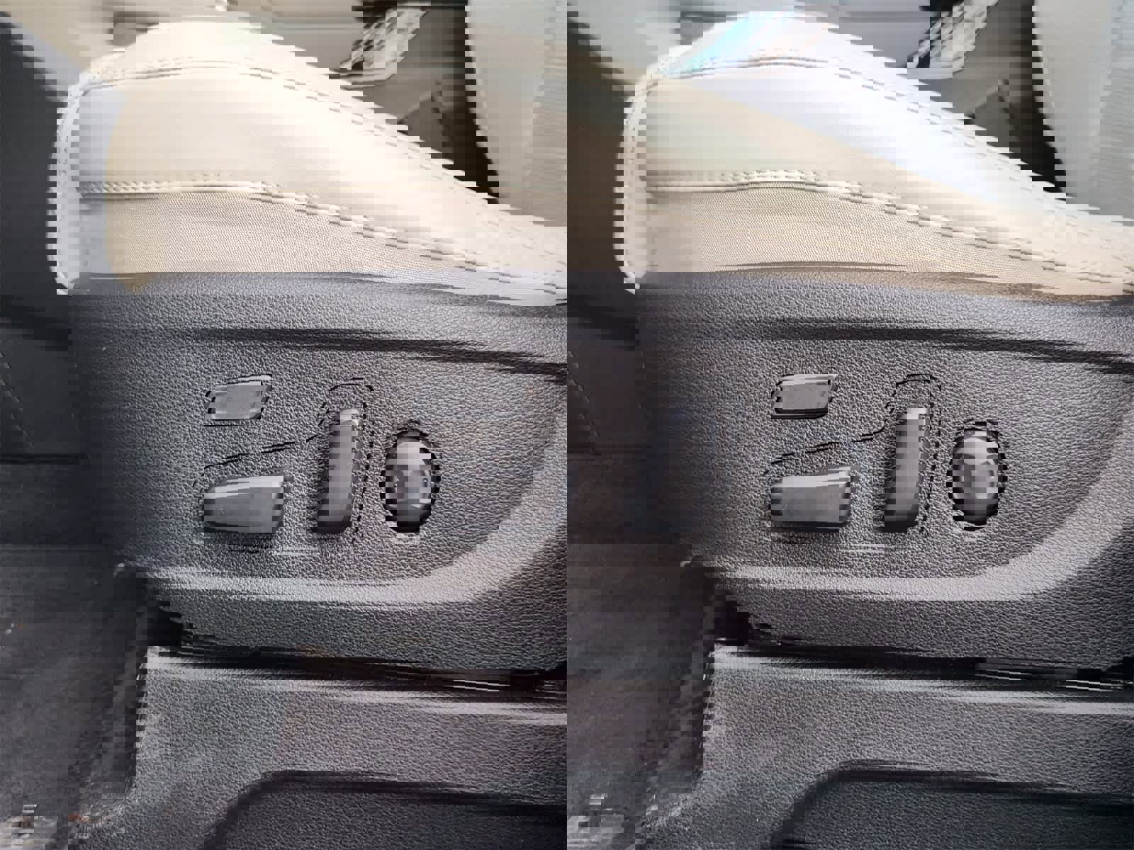 Certified 2022 Kia Telluride SX w/ SX Prestige Package image 23