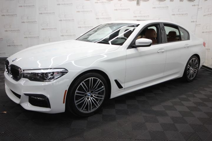 Used 2018 BMW 540i xDrive image 2