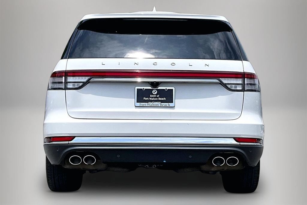 Used 2023 Lincoln Aviator Reserve w/ Equipment Group 201A AWD/4WD image 5