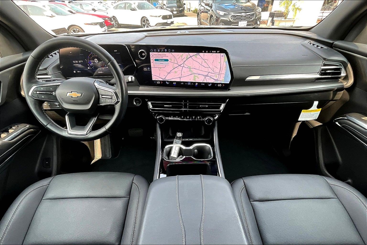 Used 2025 Chevrolet Traverse LT w/ Sun and Wheel Package FWD image 15