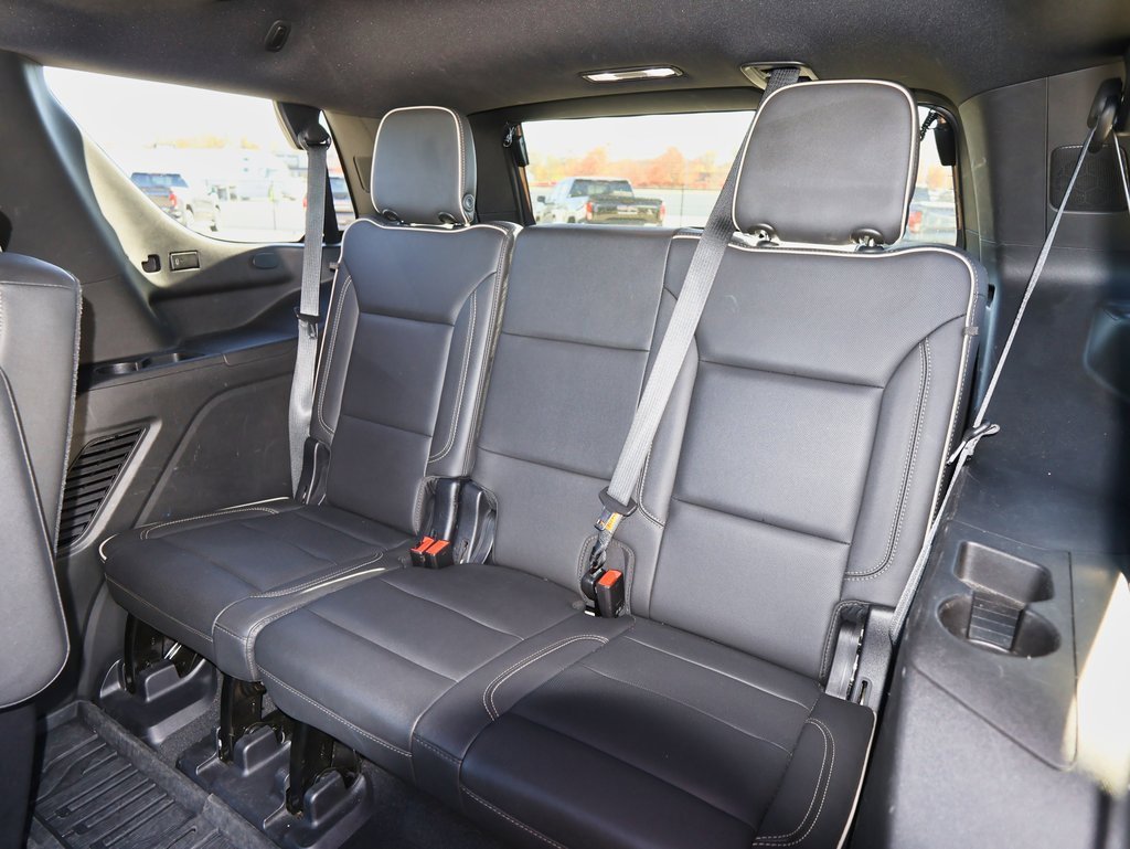 Used 2021 GMC Yukon SLT w/ Rear Media and Nav Package image 13