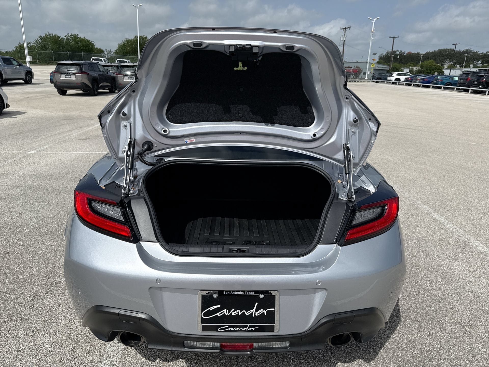 Certified 2023 Toyota GR86 Premium w/ ALL Weather Mat Package (TMS) RWD image 19