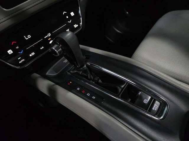 Used 2019 Honda HR-V EX image 28