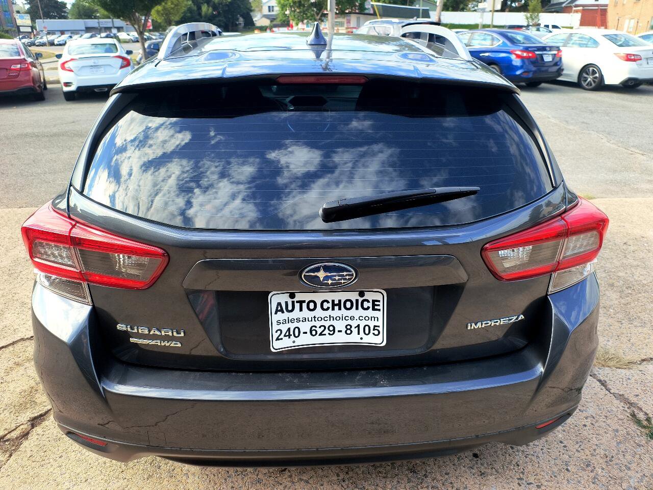 Used 2023 Subaru Impreza 2.0i Premium image 13