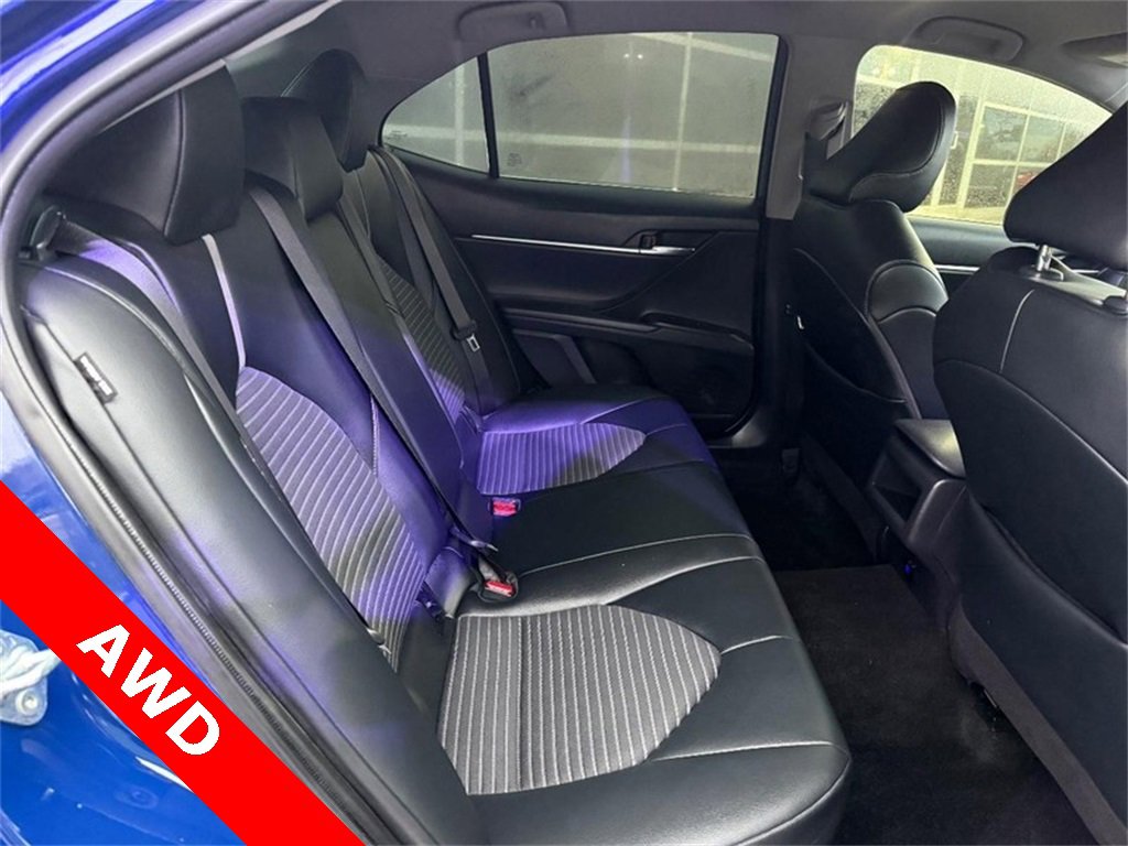 Used 2023 Toyota Camry SE image 12