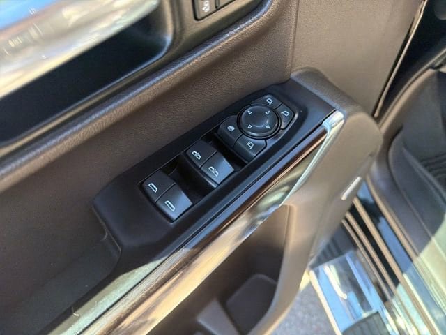 Used 2019 GMC Sierra 1500 SLT w/ SLT Premium Plus Package image 11