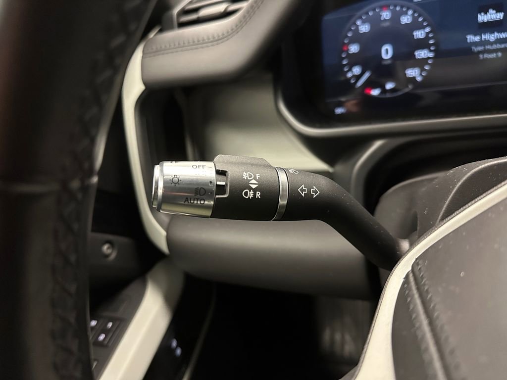 Used 2021 Land Rover Defender 110 X-Dynamic HSE image 19