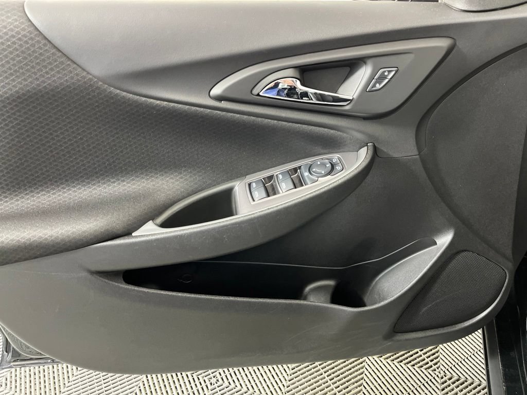 Certified 2025 Chevrolet Malibu LT FWD image 28