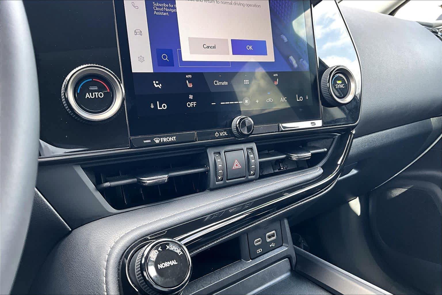 Used 2025 Lexus NX 250 FWD image 35