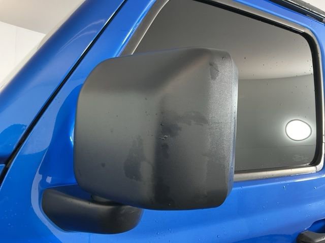 Used 2022 Jeep Gladiator Willys image 9