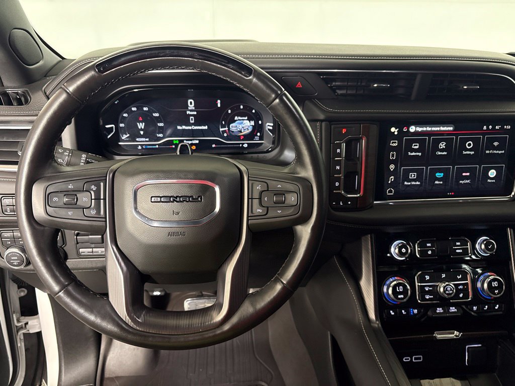 Used 2023 GMC Yukon Denali Ultimate AWD/4WD image 15