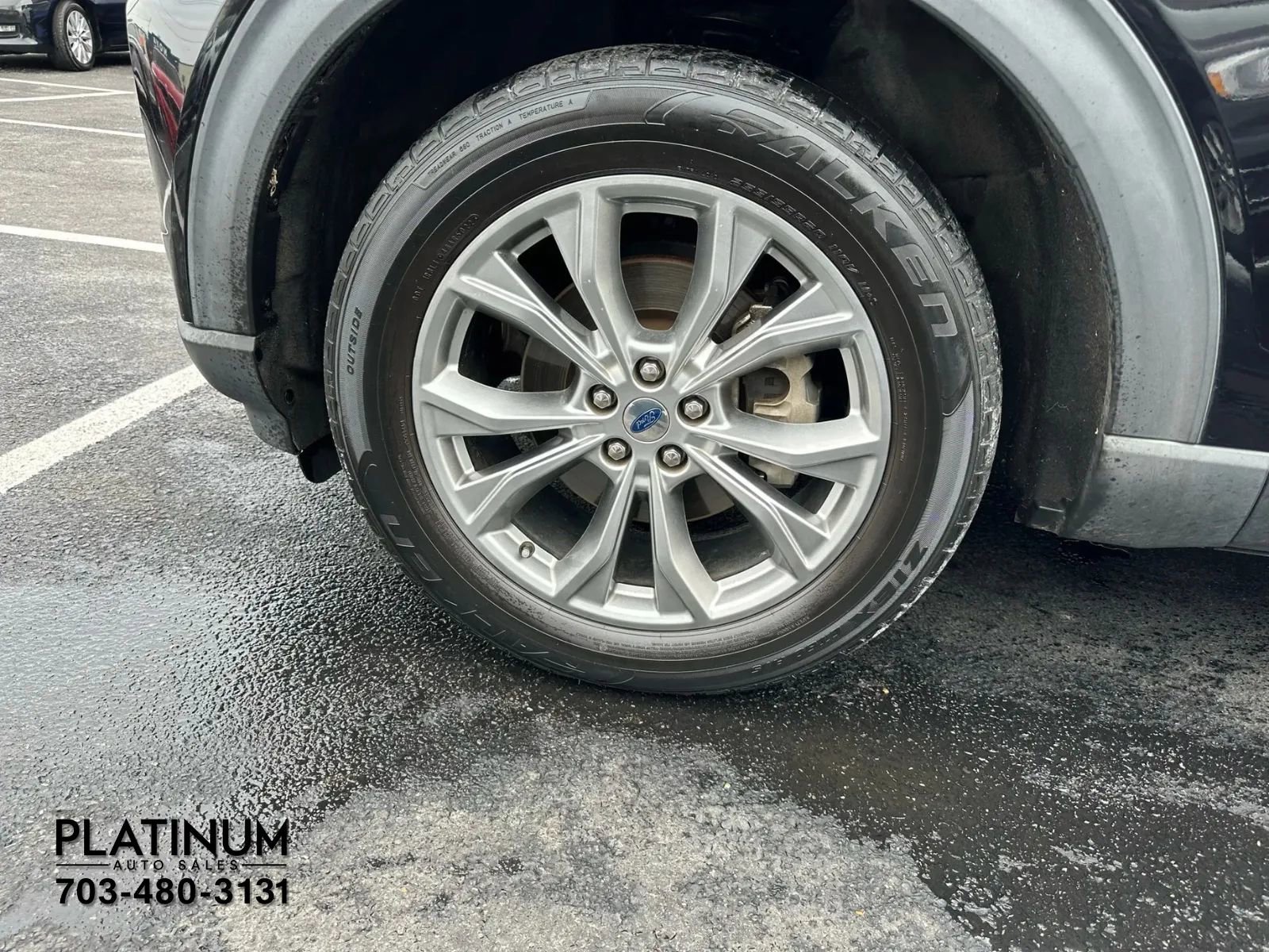 Used 2020 Ford Explorer XLT w/ Equipment Group 202A image 19