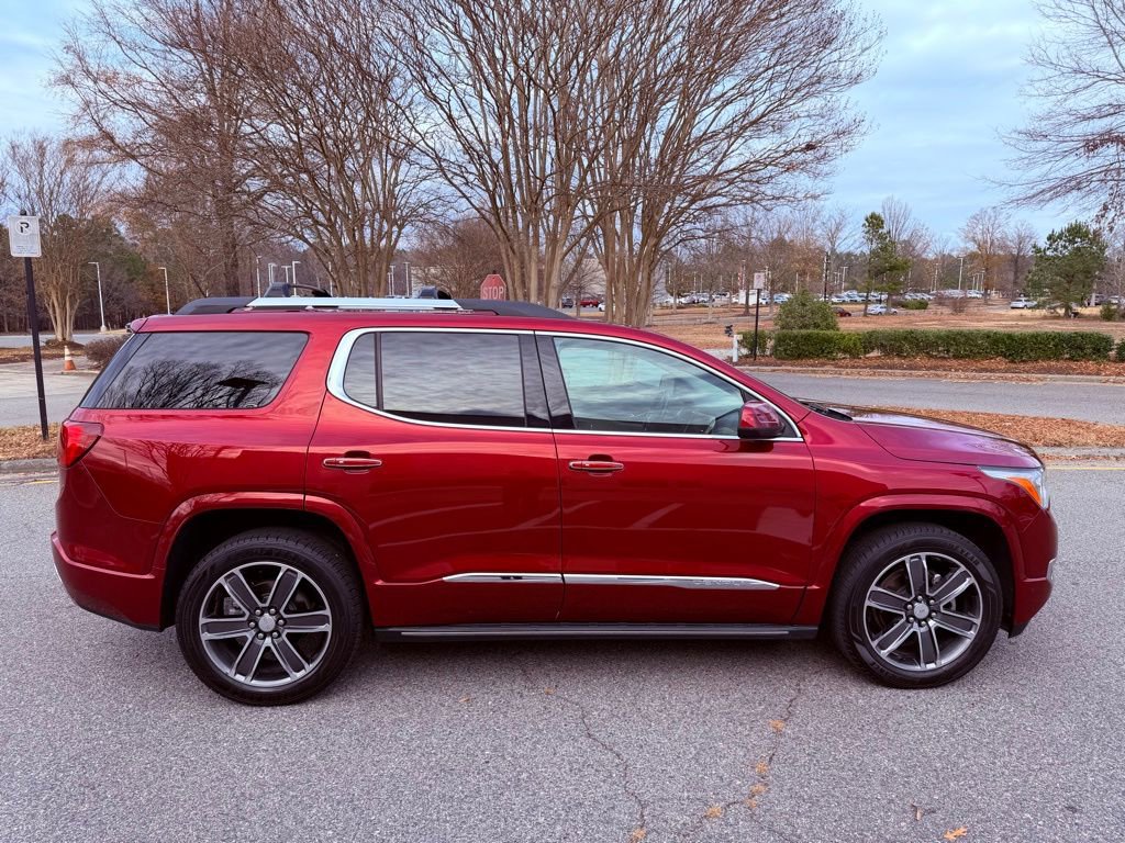 Used 2019 GMC Acadia Denali image 15