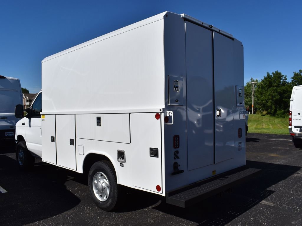New 2025 Ford E-350 and Econoline 350 Super Duty w/ Power Equipment Group image 6