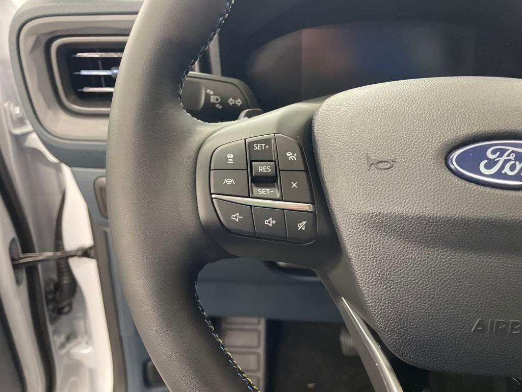 New 2025 Ford Maverick Lobo image 20