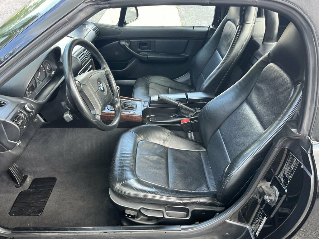 Used 1999 BMW Z3 2.5i RWD image 17