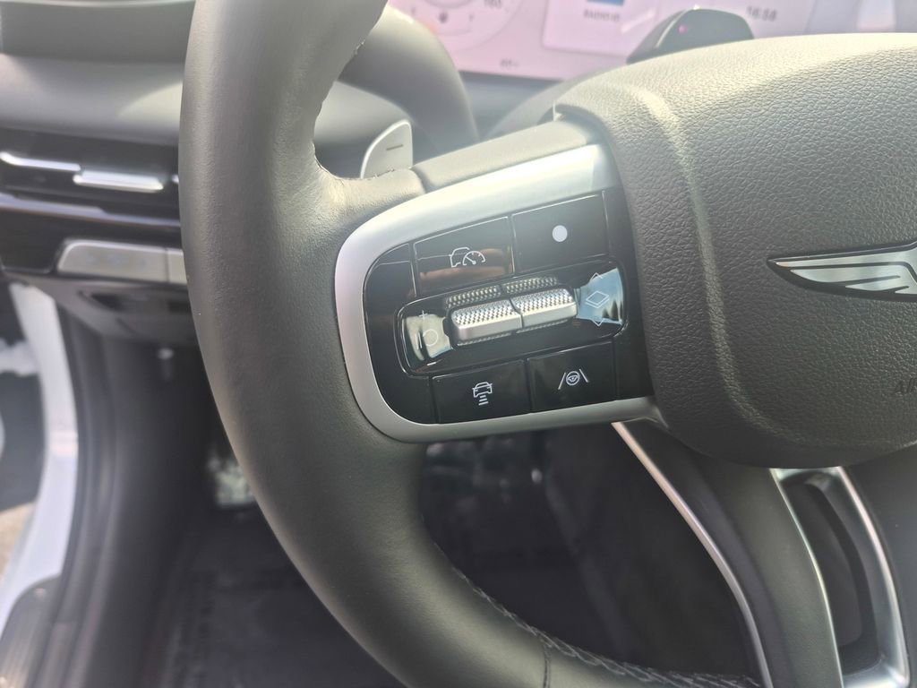 Used 2026 Genesis G80 2.5T image 12