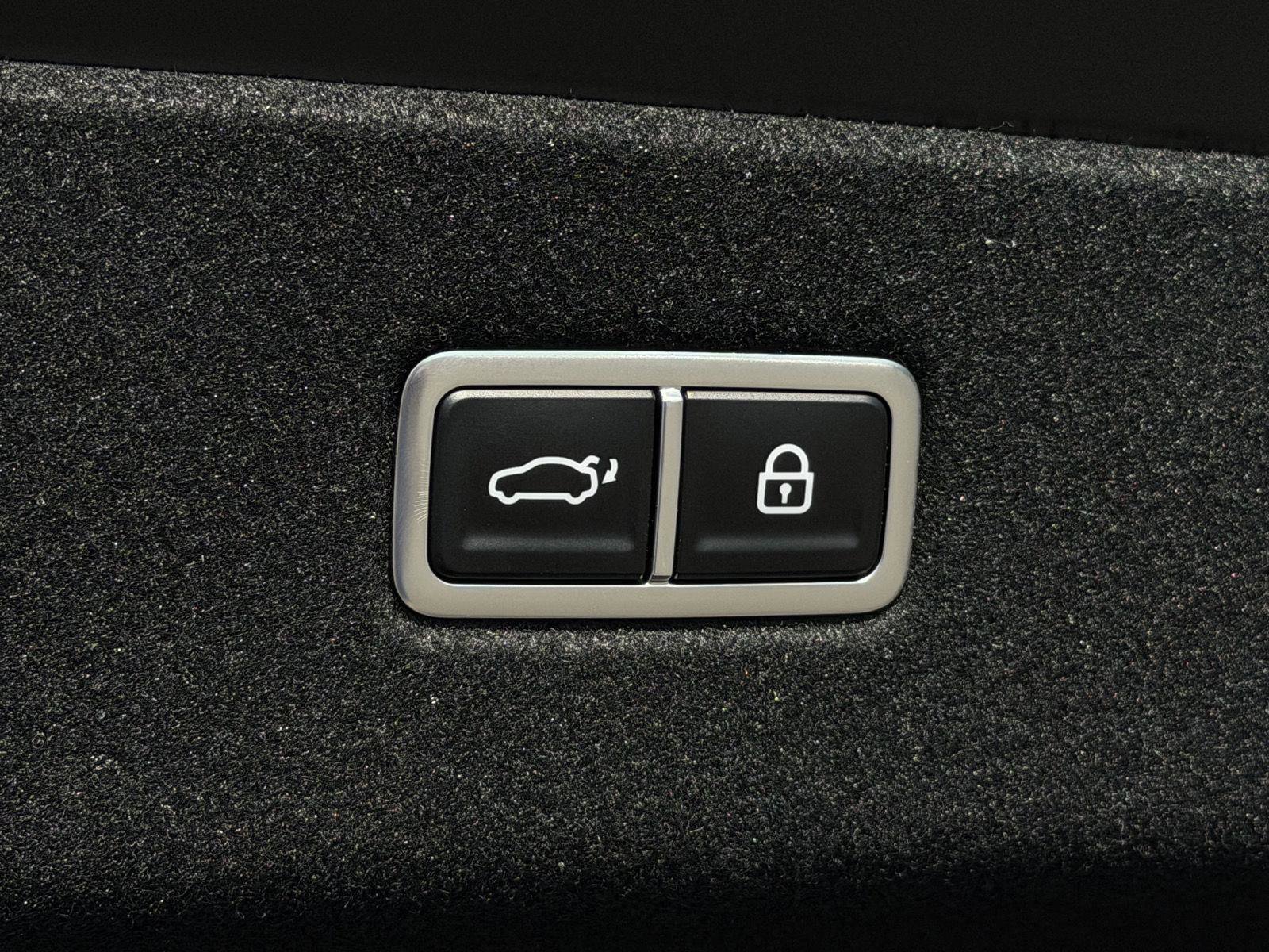 Used 2025 Hyundai Ioniq 6 SEL RWD image 27