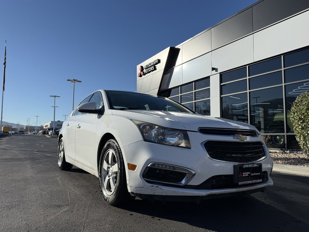 Used 2016 Chevrolet Cruze LT w/ Technology Package