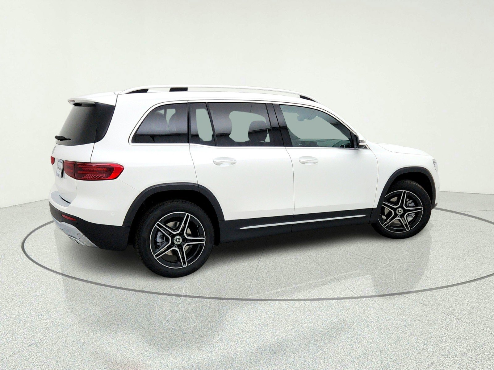 New 2026 Mercedes-Benz GLB 250 image 8