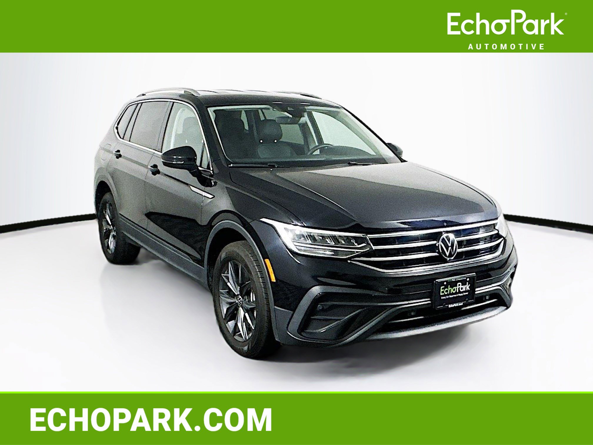 Used 2023 Volkswagen Tiguan SE