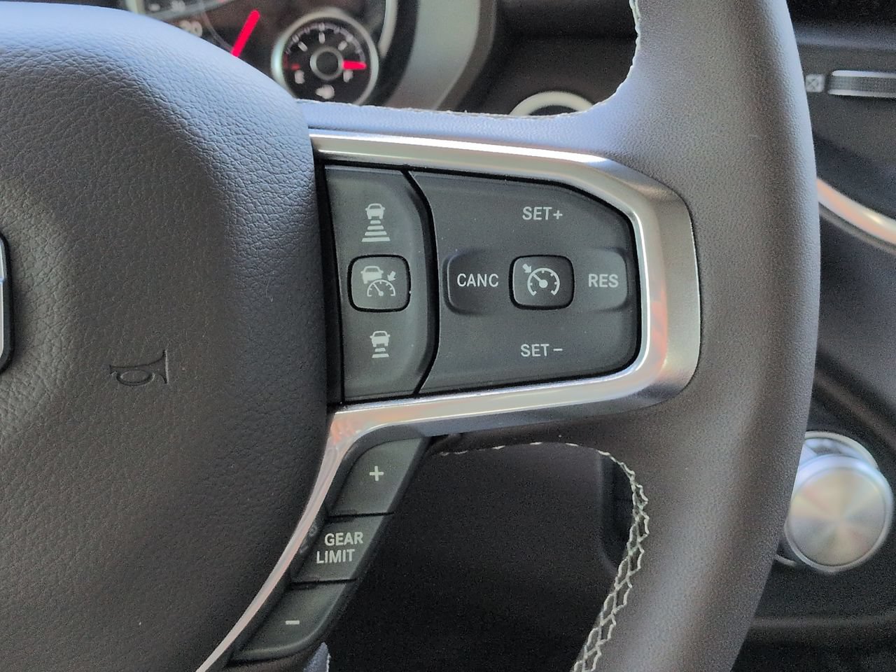 Certified 2026 RAM 1500 Laramie AWD/4WD image 26