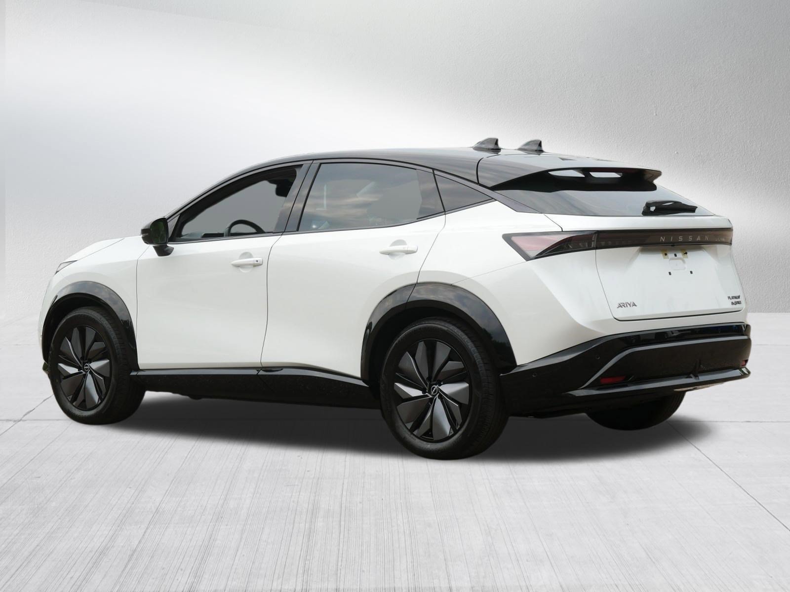 Certified 2024 Nissan Ariya AWD image 5