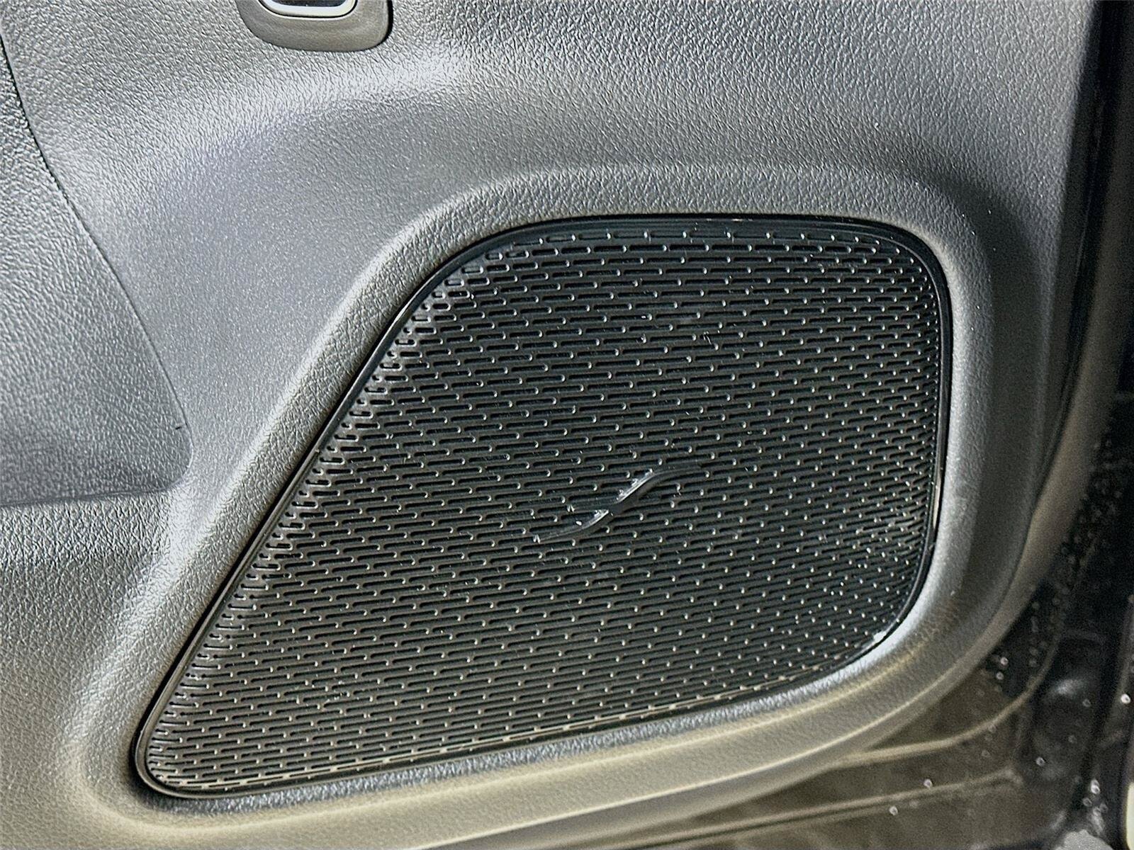 Used 2026 Mercedes-Benz GLB 250 4MATIC image 23
