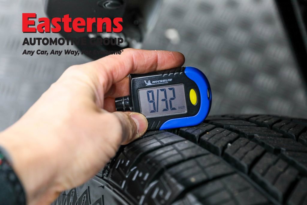 Used 2023 Ford Transit 350 XLT image 27