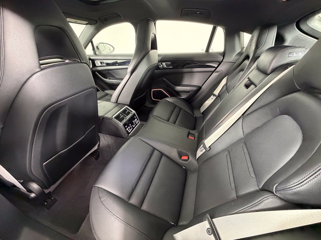 Certified 2023 Porsche Panamera 4 Platinum Edition AWD/4WD image 41