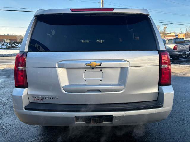 Used 2017 Chevrolet Suburban LT w/ LT Signature Package image 7