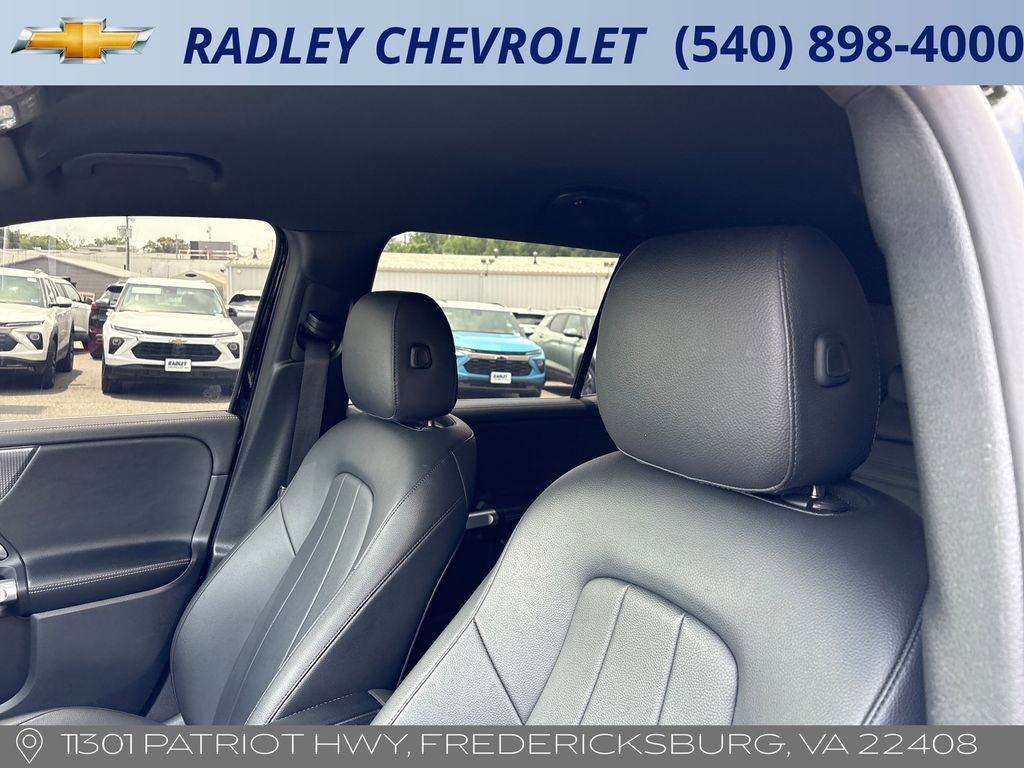 Used 2022 Mercedes-Benz GLB 250 4MATIC video 2