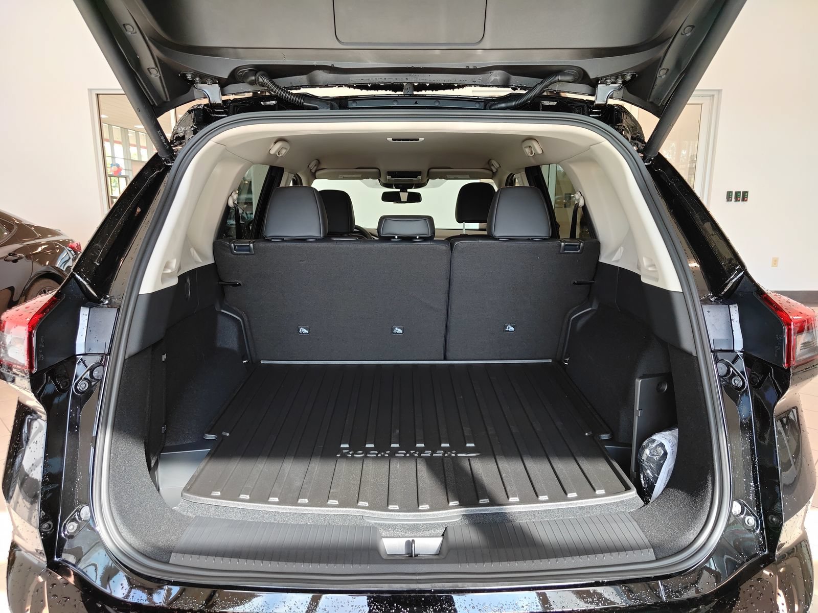 New 2026 Nissan Rogue SV AWD/4WD image 15