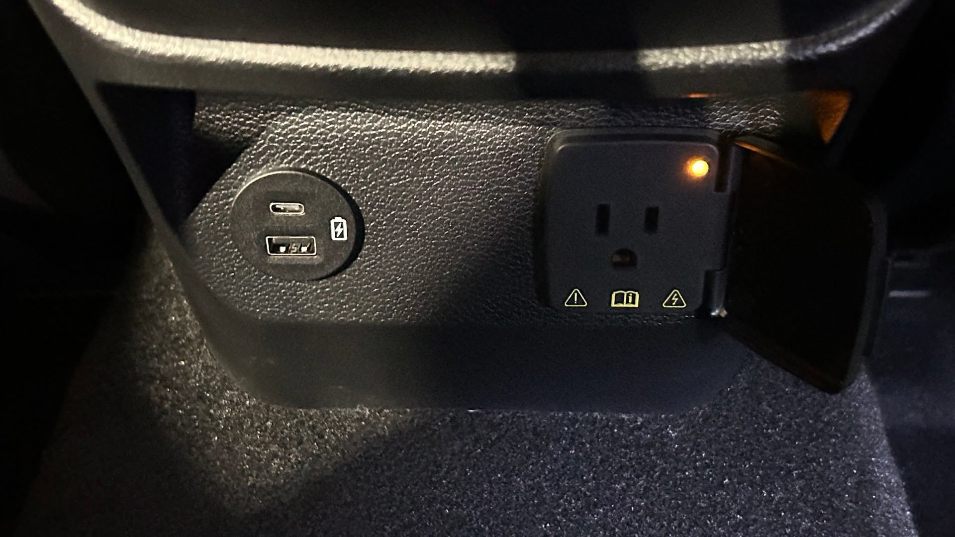 Used 2025 Ford Ranger Raptor AWD/4WD image 95