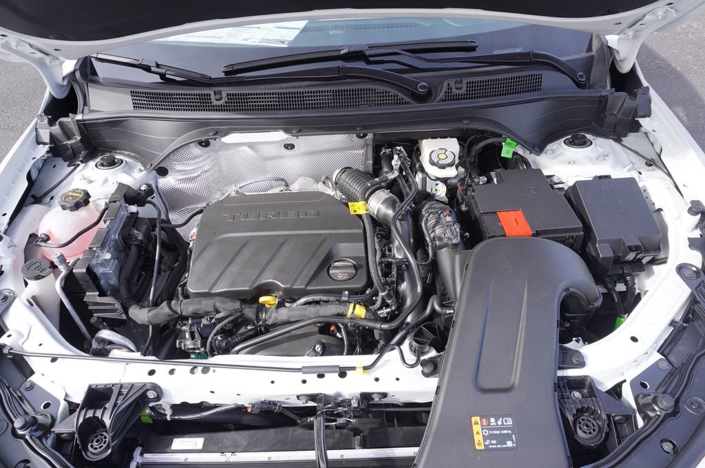 New 2026 Buick Envista Avenir image 7