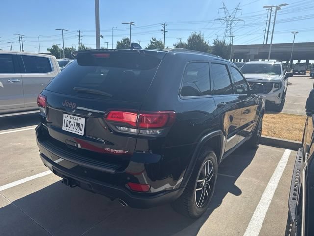 Used 2018 Jeep Grand Cherokee Trailhawk w/ Trailhawk Luxury Group AWD/4WD image 3