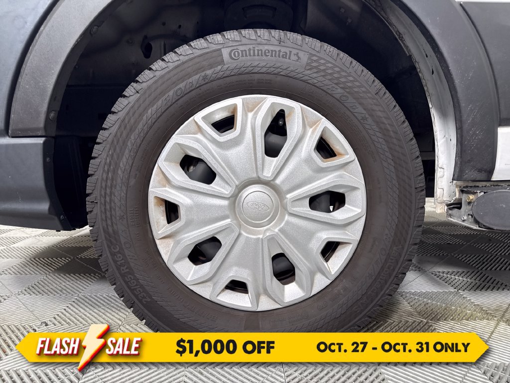 Used 2024 Ford Transit 250 Low Roof w/ Exterior Upgrade Package RWD image 18