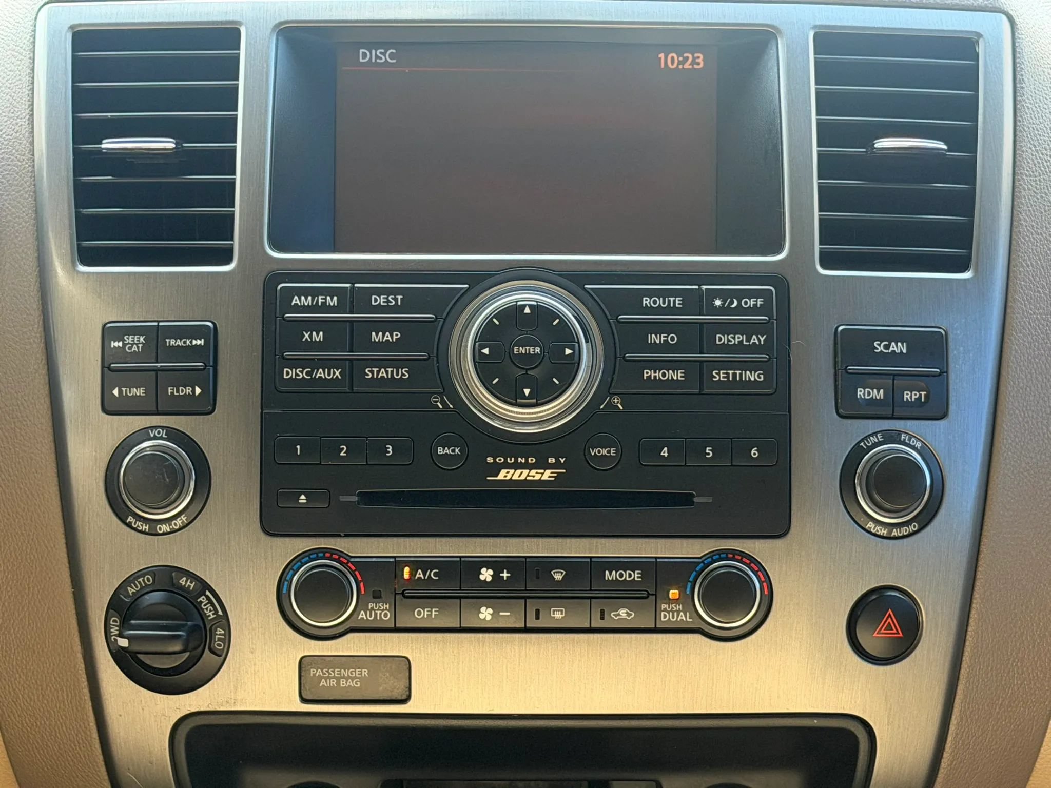 Used 2015 Nissan Armada Platinum w/ 2nd Row Captain Seat Package AWD/4WD image 18
