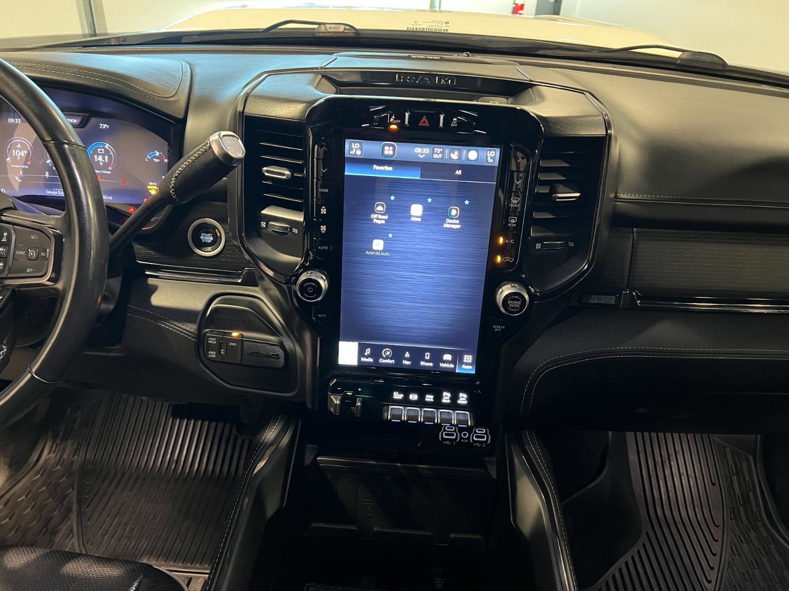 Used 2023 RAM 2500 Limited image 16