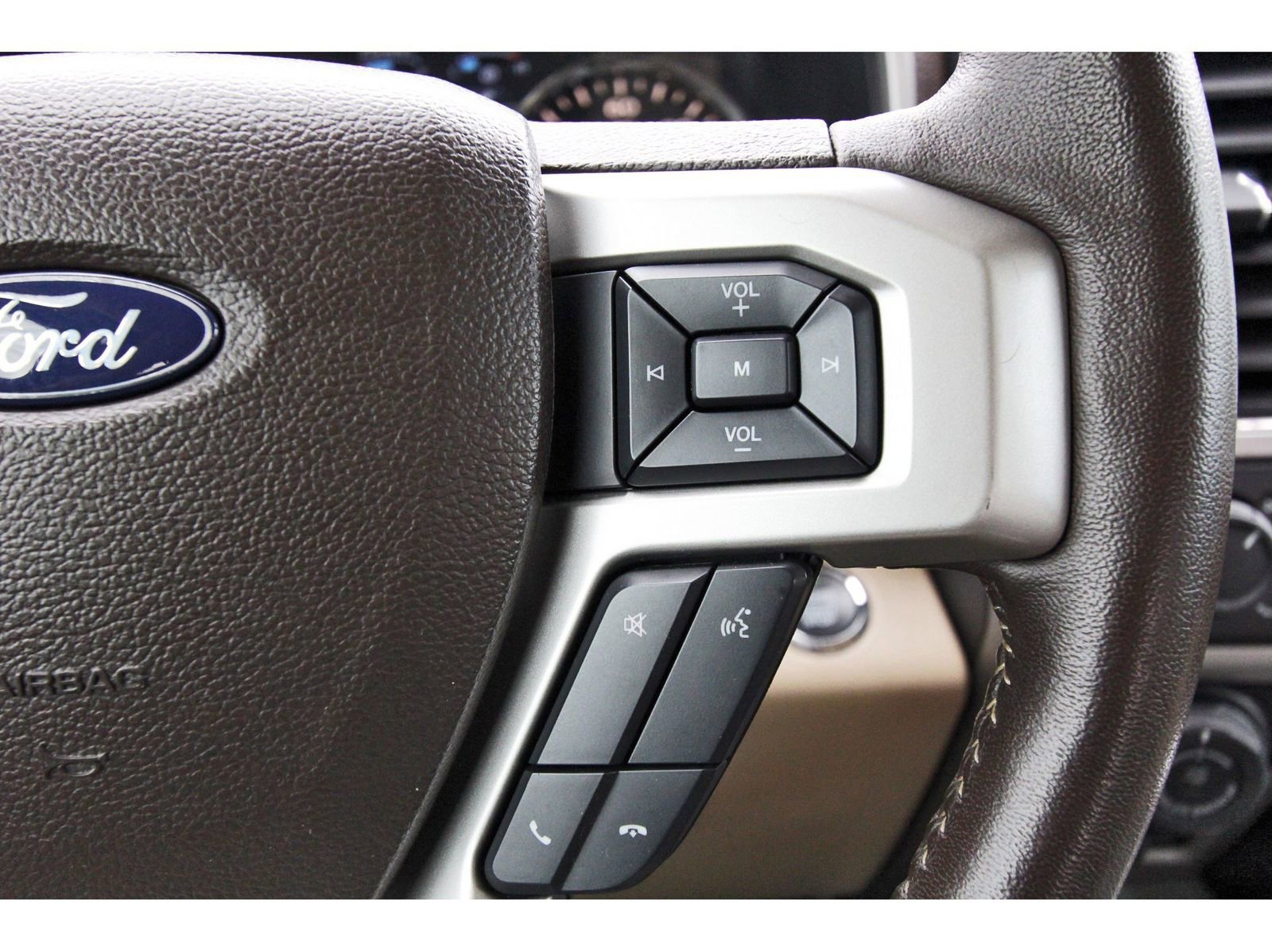 Used 2018 Ford F150 Lariat RWD image 19