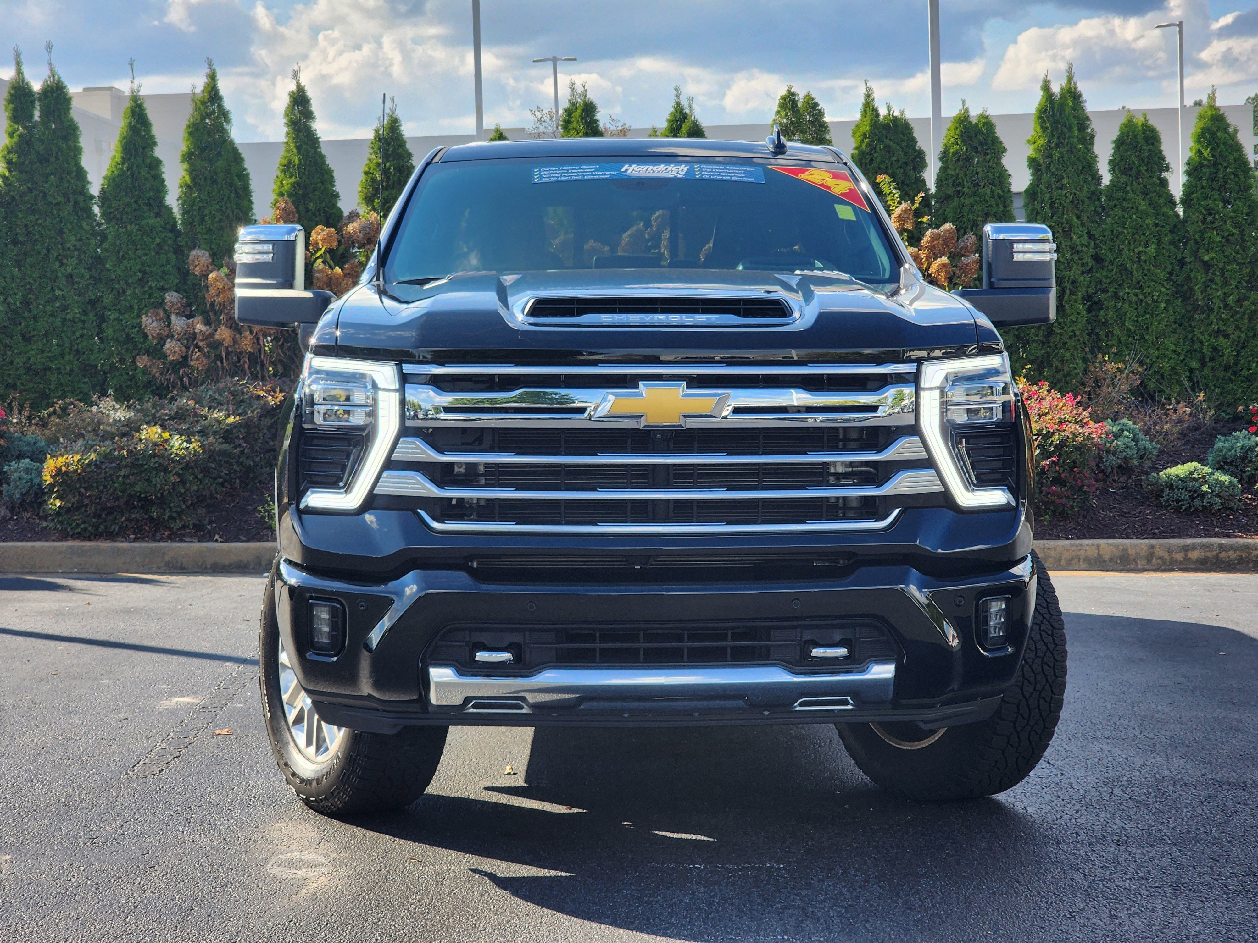 Used 2024 Chevrolet Silverado 2500 High Country w/ High Country Premium Package image 5