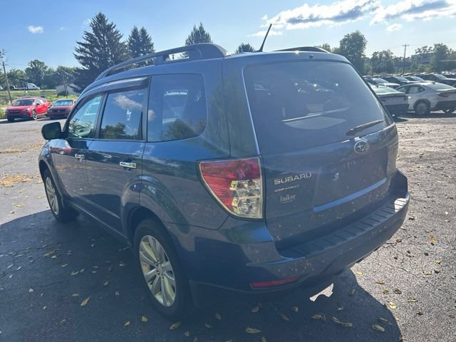 Used 2012 Subaru Forester 2.5X Limited AWD/4WD image 5