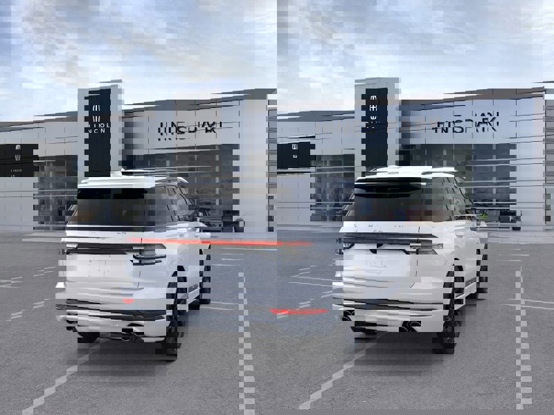 New 2026 Lincoln Aviator Reserve image 8