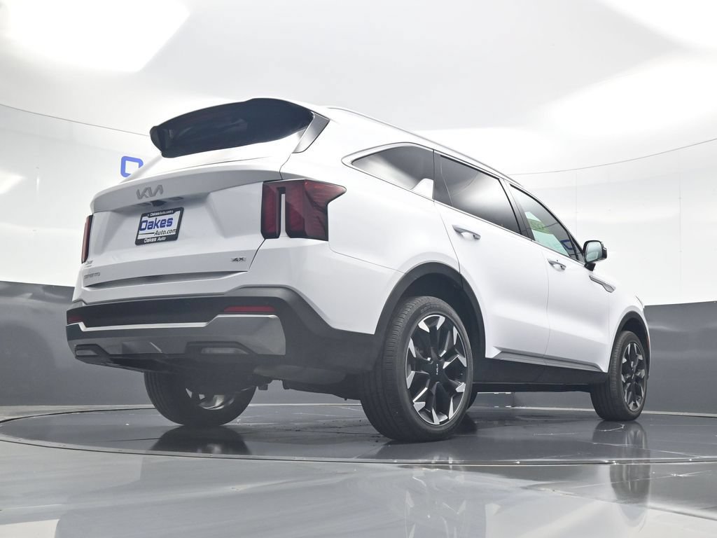Certified 2026 Kia Sorento EX AWD/4WD image 45
