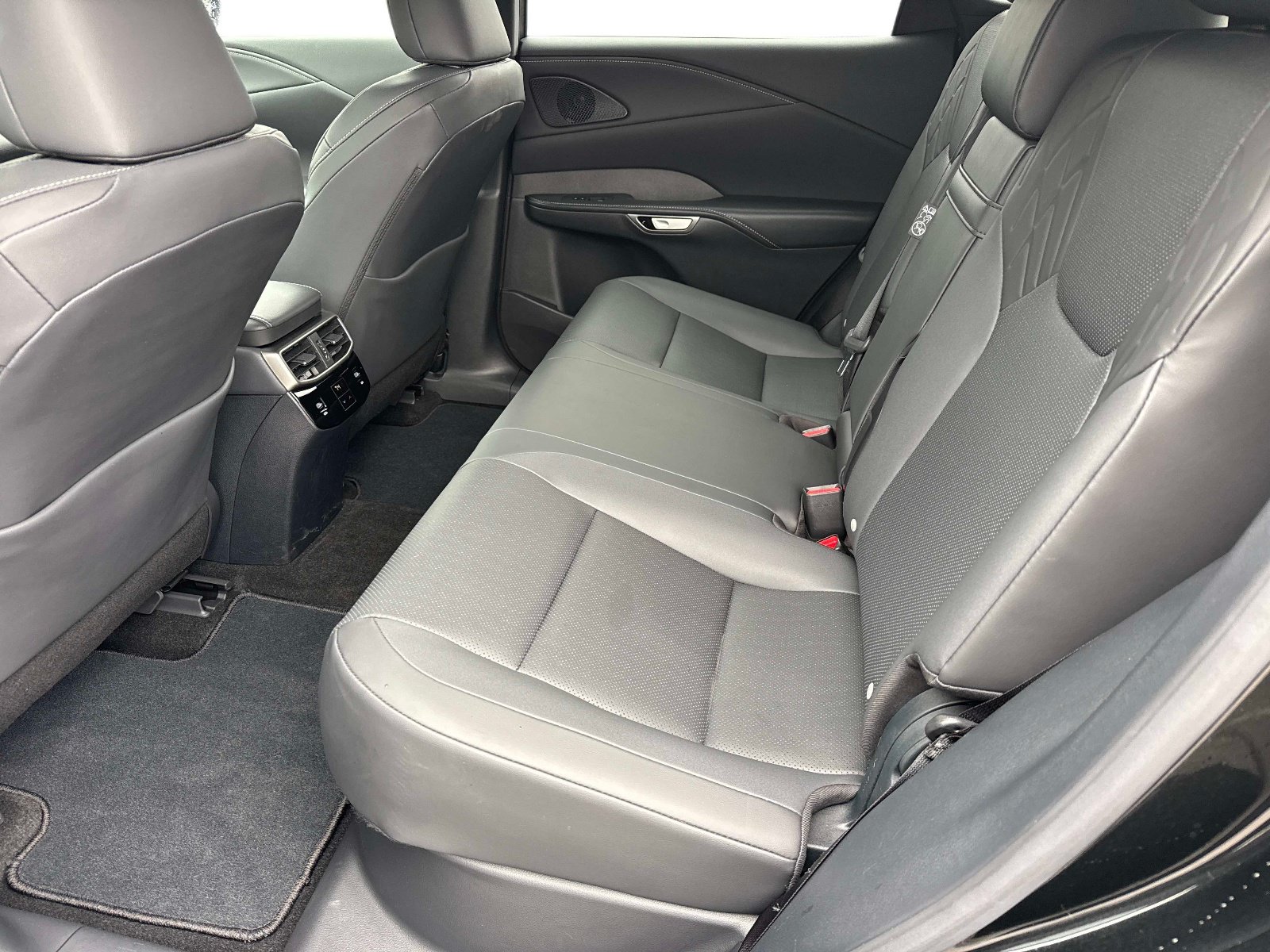 Certified 2025 Lexus RX 350 Premium w/ Accessory Package (Z1) FWD image 15