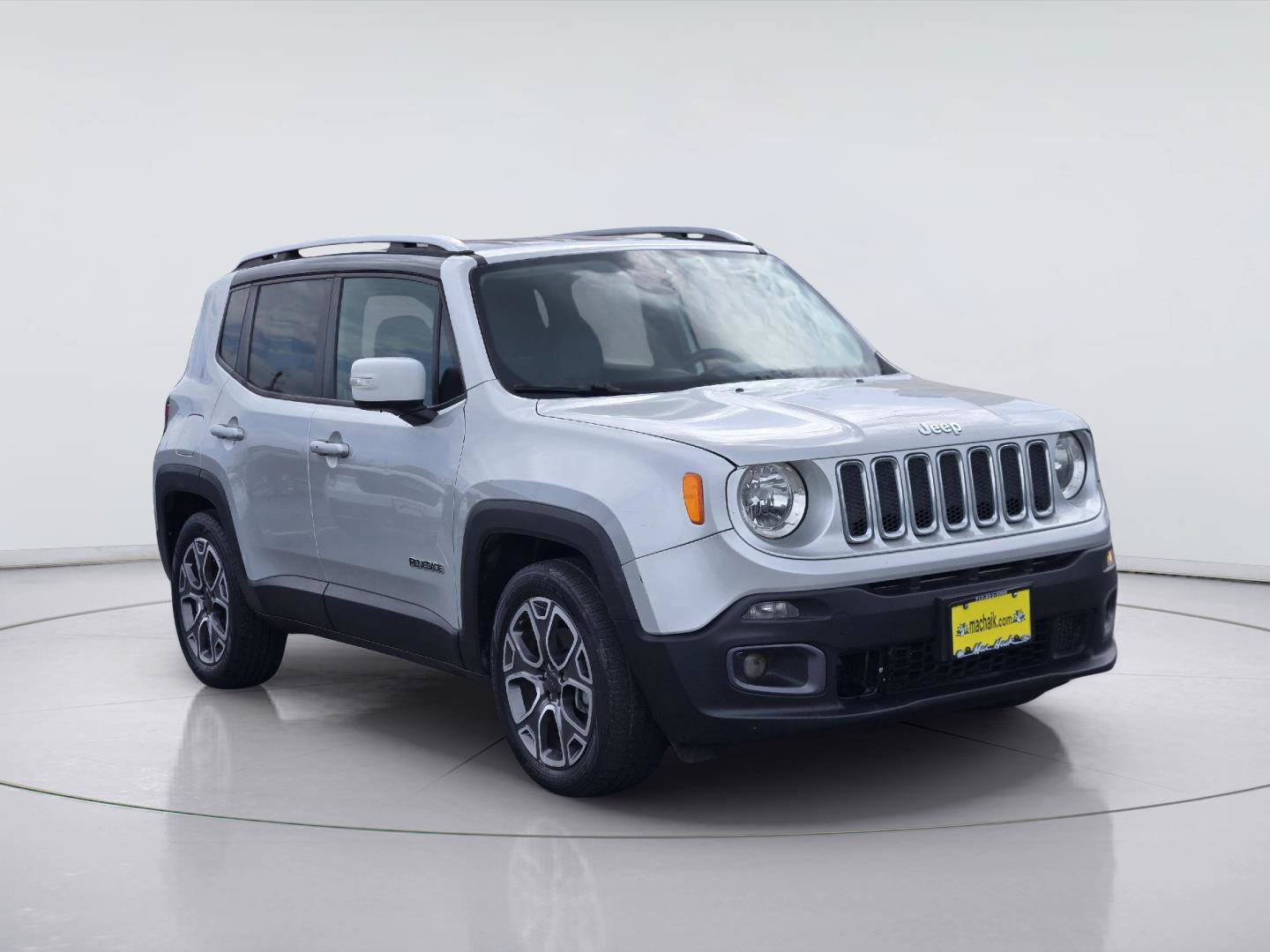 Used 2016 Jeep Renegade Limited FWD image 3